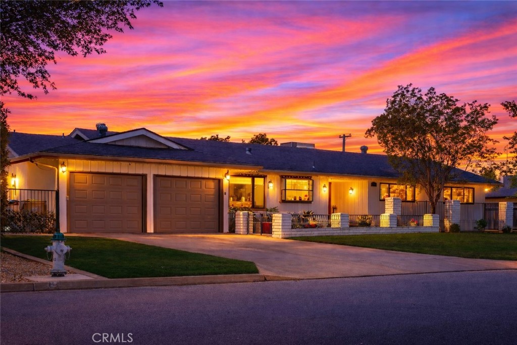 5739 N Pleasant, Fresno, CA 93711