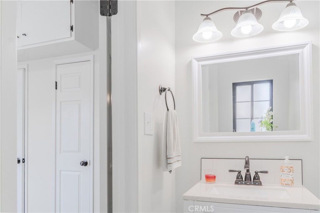 5739 N Pleasant, Fresno, CA 93711