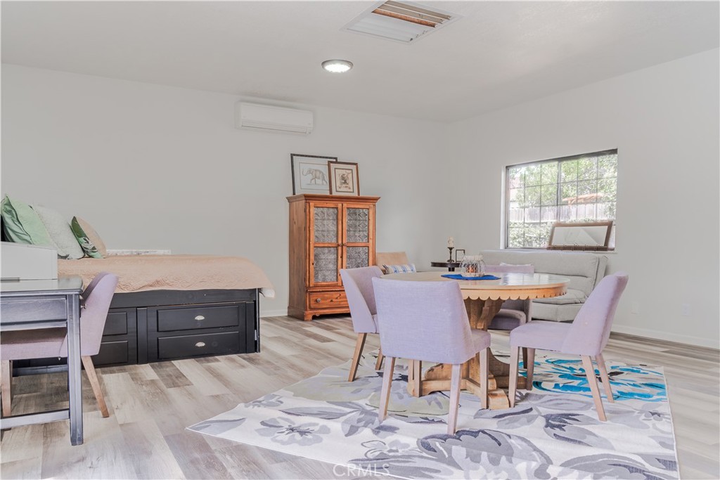 5739 N Pleasant, Fresno, CA 93711