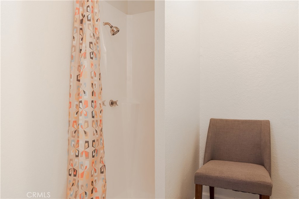 5739 N Pleasant, Fresno, CA 93711