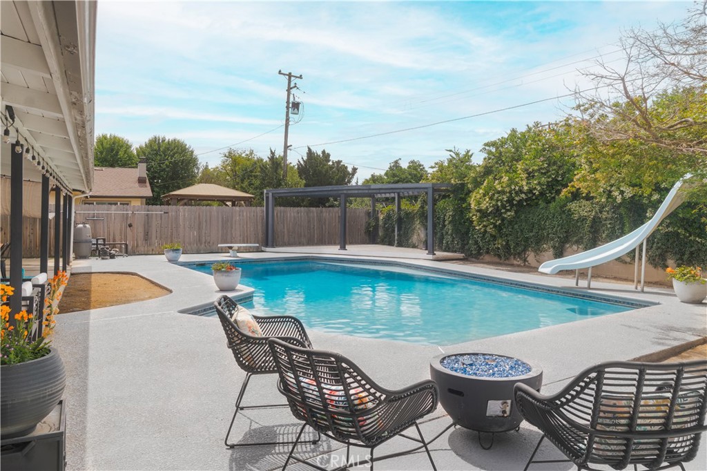 5739 N Pleasant, Fresno, CA 93711