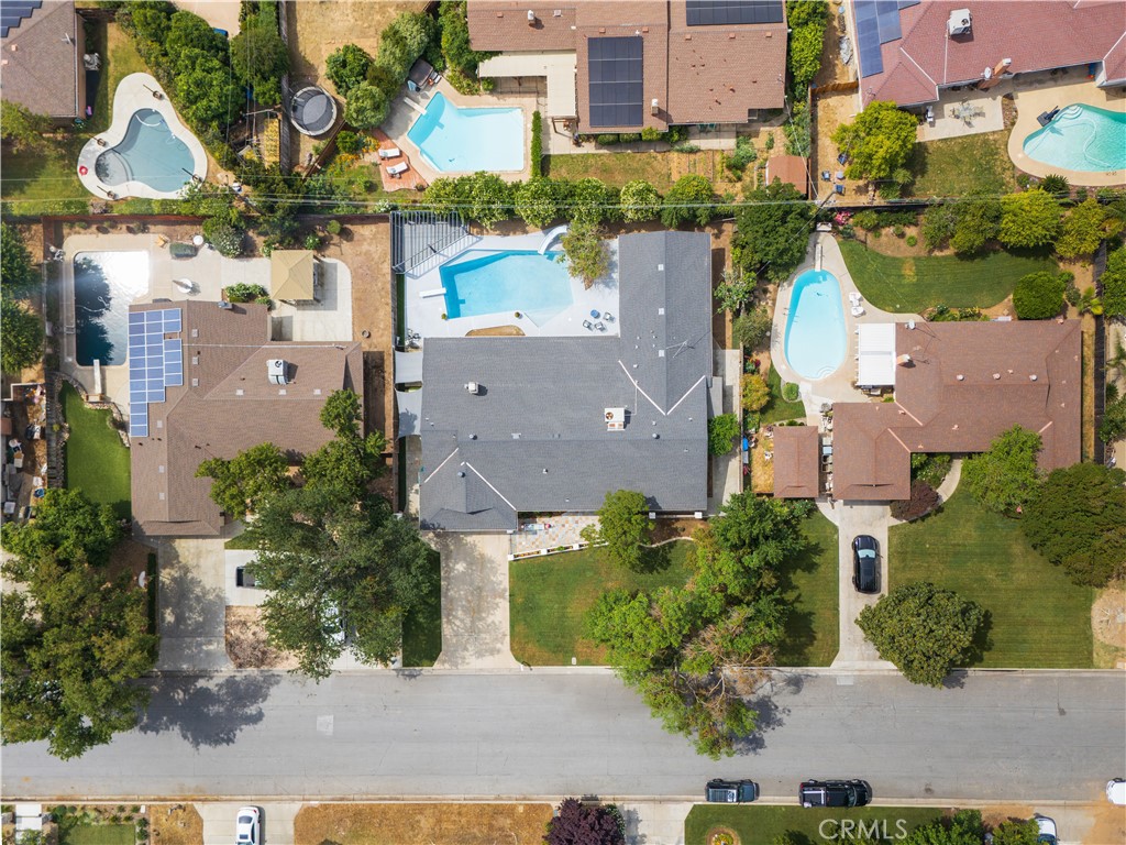 5739 N Pleasant, Fresno, CA 93711