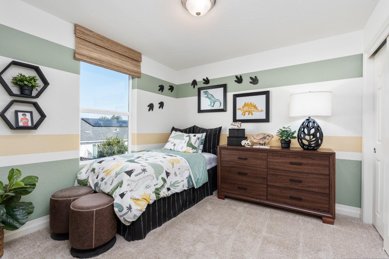 6544 E Blushing Dr, Fresno, CA 93727