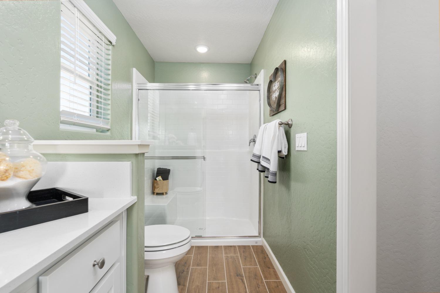6544 E Blushing Dr, Fresno, CA 93727
