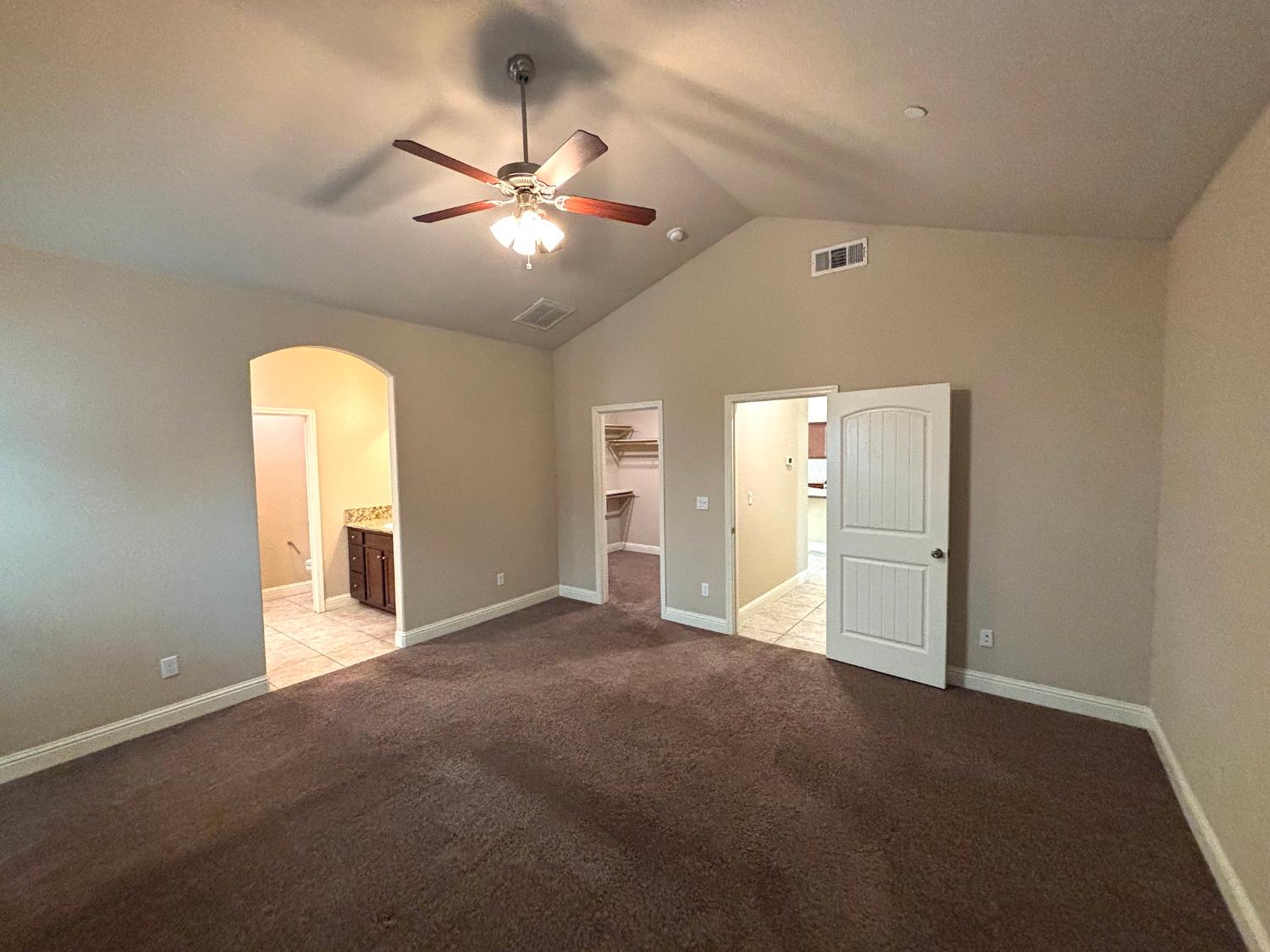 6248 E Farrin Ave, Fresno, CA 93727