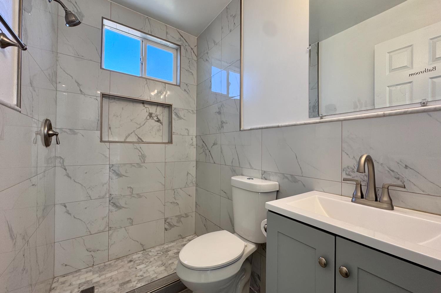 416 E Tuolumne St, Fresno, CA 93706