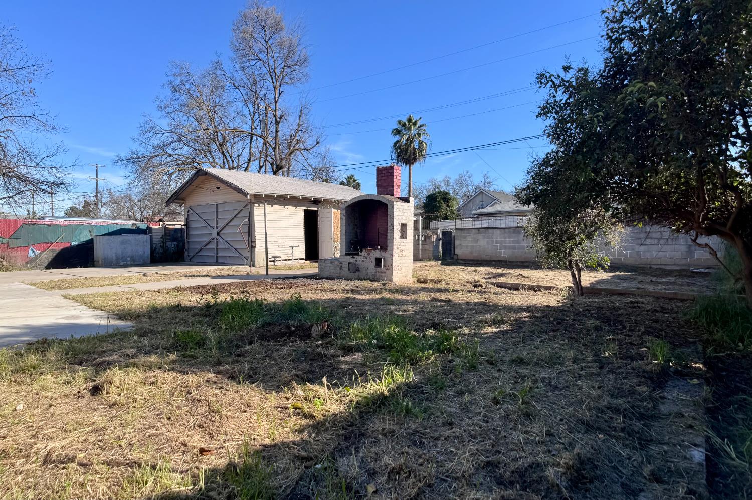 416 E Tuolumne St, Fresno, CA 93706