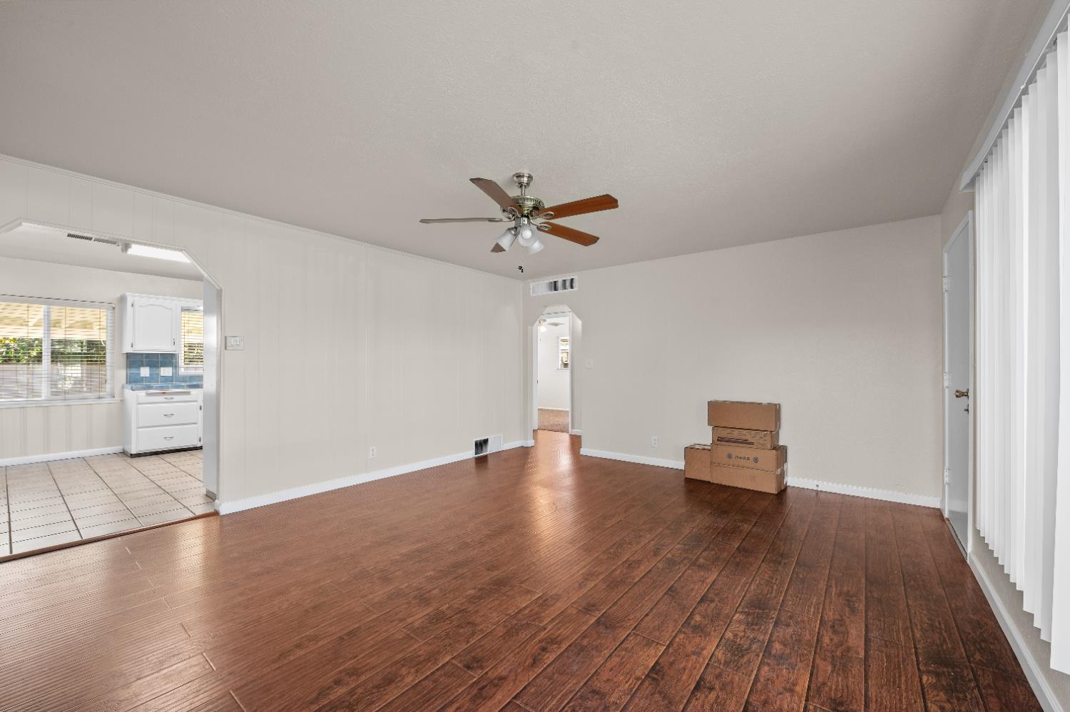 4774 E Simpson Ave, Fresno, CA 93703