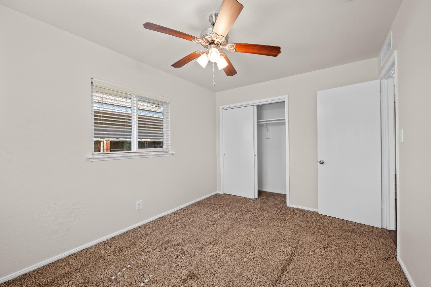 4774 E Simpson Ave, Fresno, CA 93703