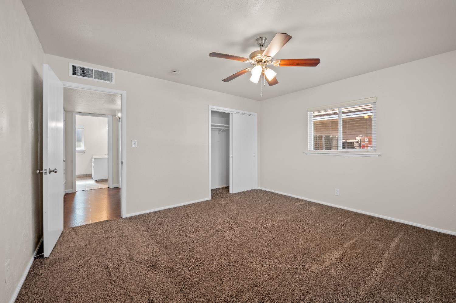 4774 E Simpson Ave, Fresno, CA 93703