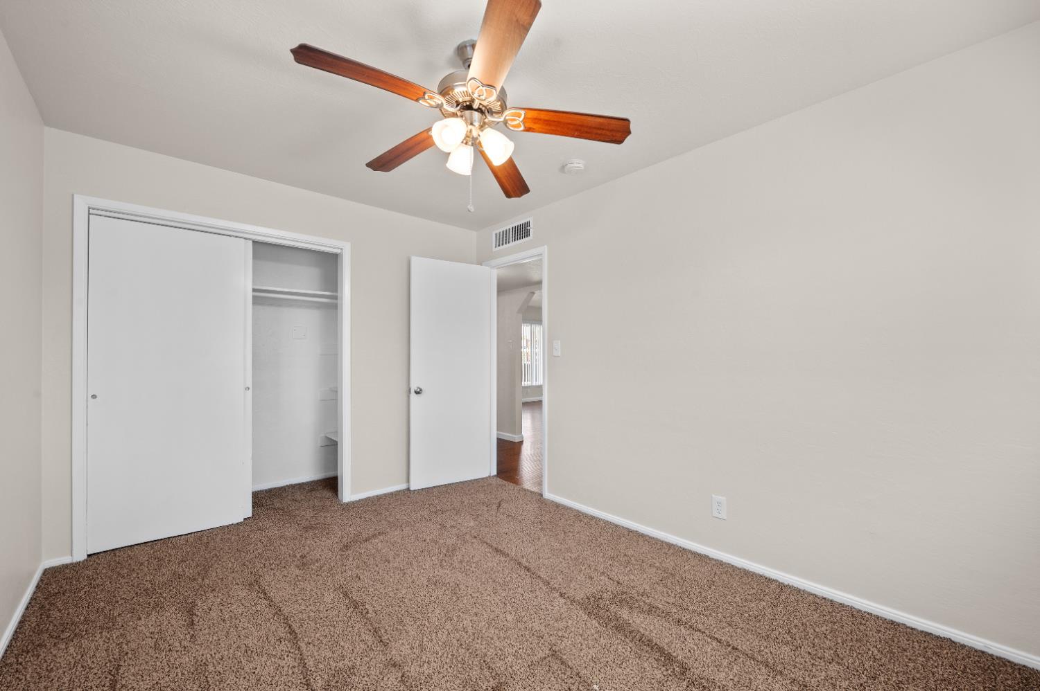 4774 E Simpson Ave, Fresno, CA 93703