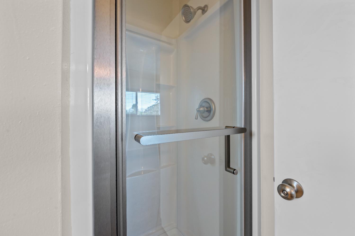 4774 E Simpson Ave, Fresno, CA 93703