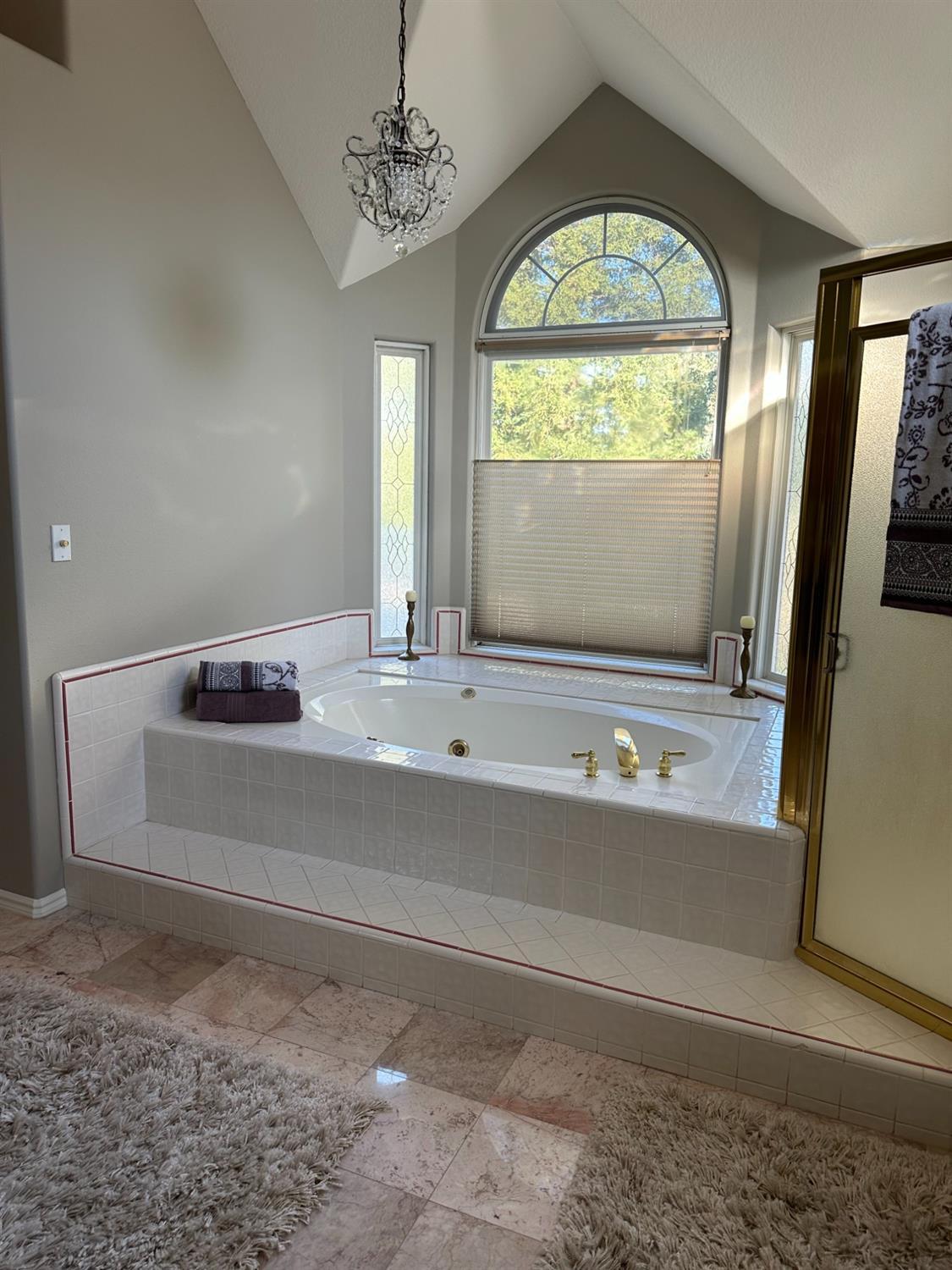 10250 N Quail Run Dr, Fresno, CA 93730