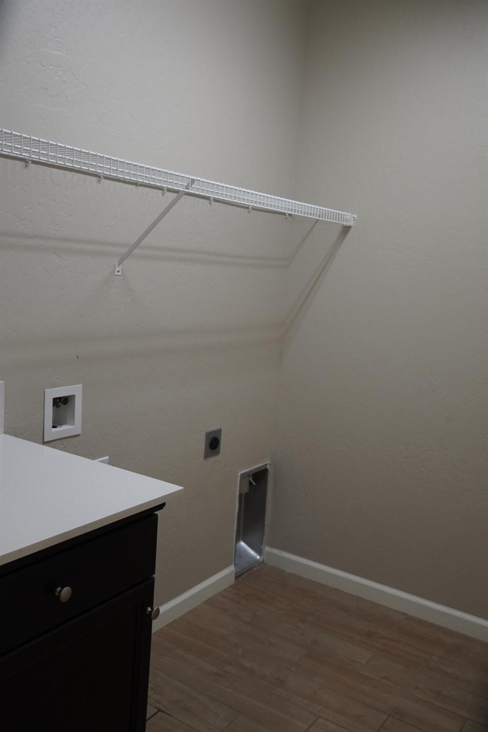 7478 E Flint Way, Fresno, CA 93737