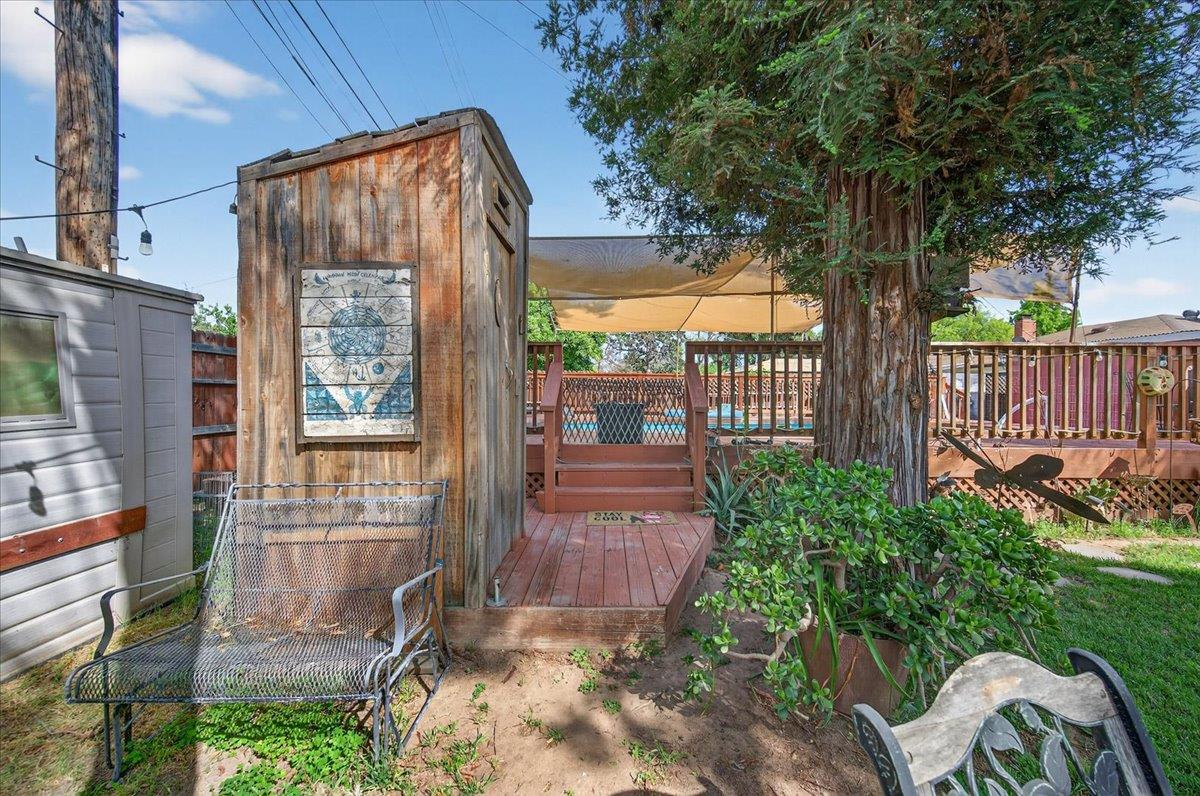 35 E Garland Ave, Fresno, CA 93704