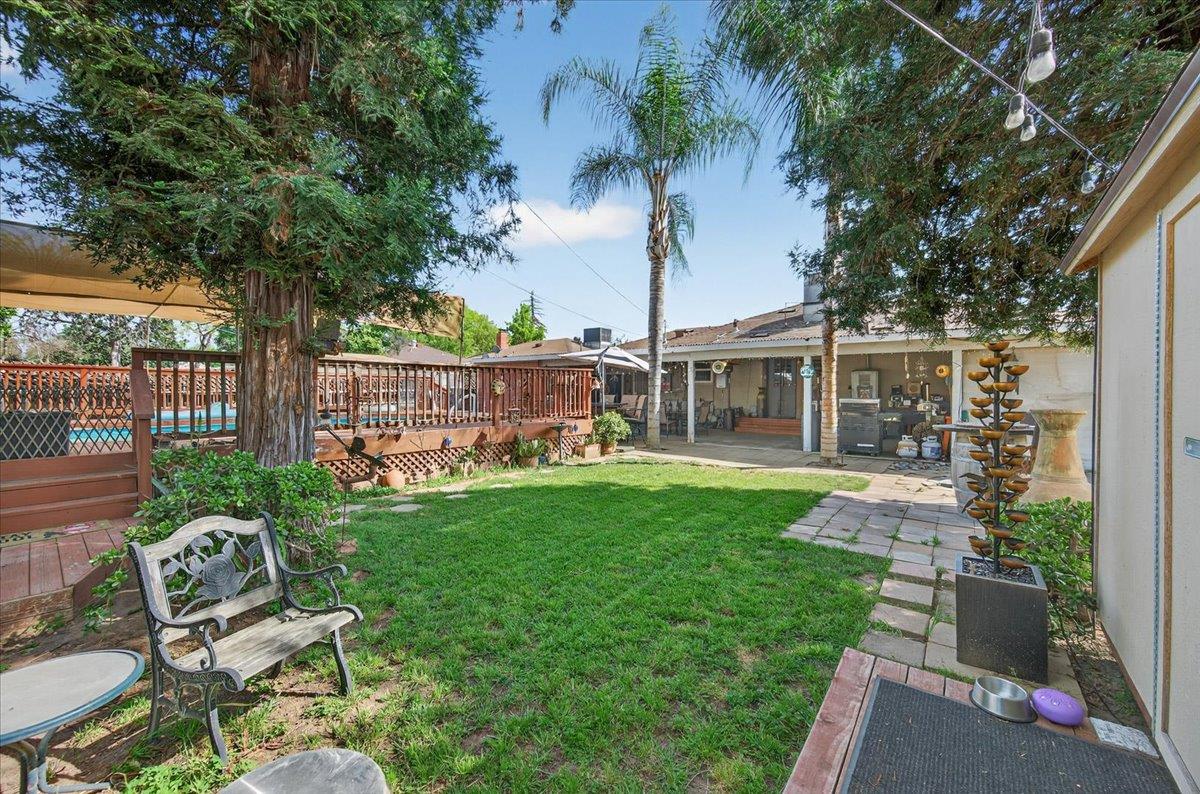 35 E Garland Ave, Fresno, CA 93704