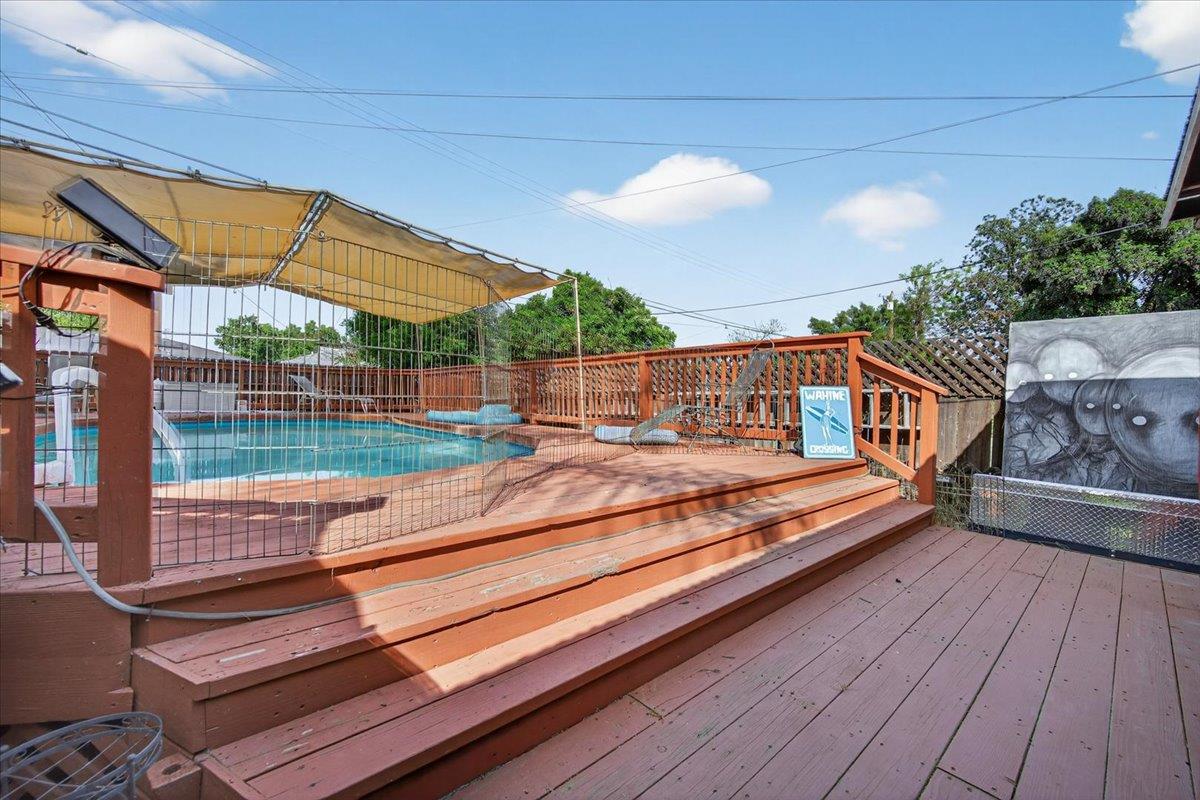 35 E Garland Ave, Fresno, CA 93704