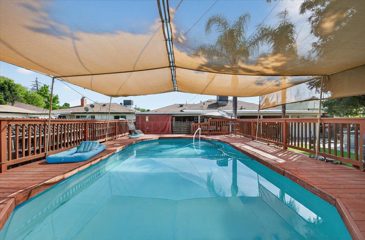 35 E Garland Ave, Fresno, CA 93704