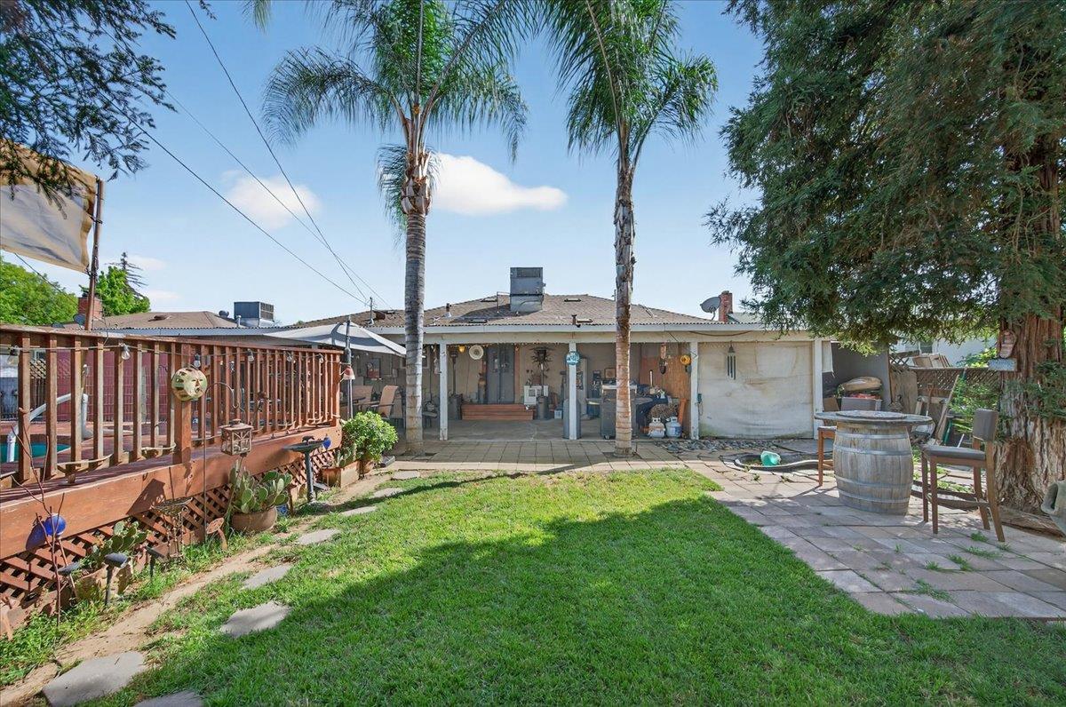 35 E Garland Ave, Fresno, CA 93704