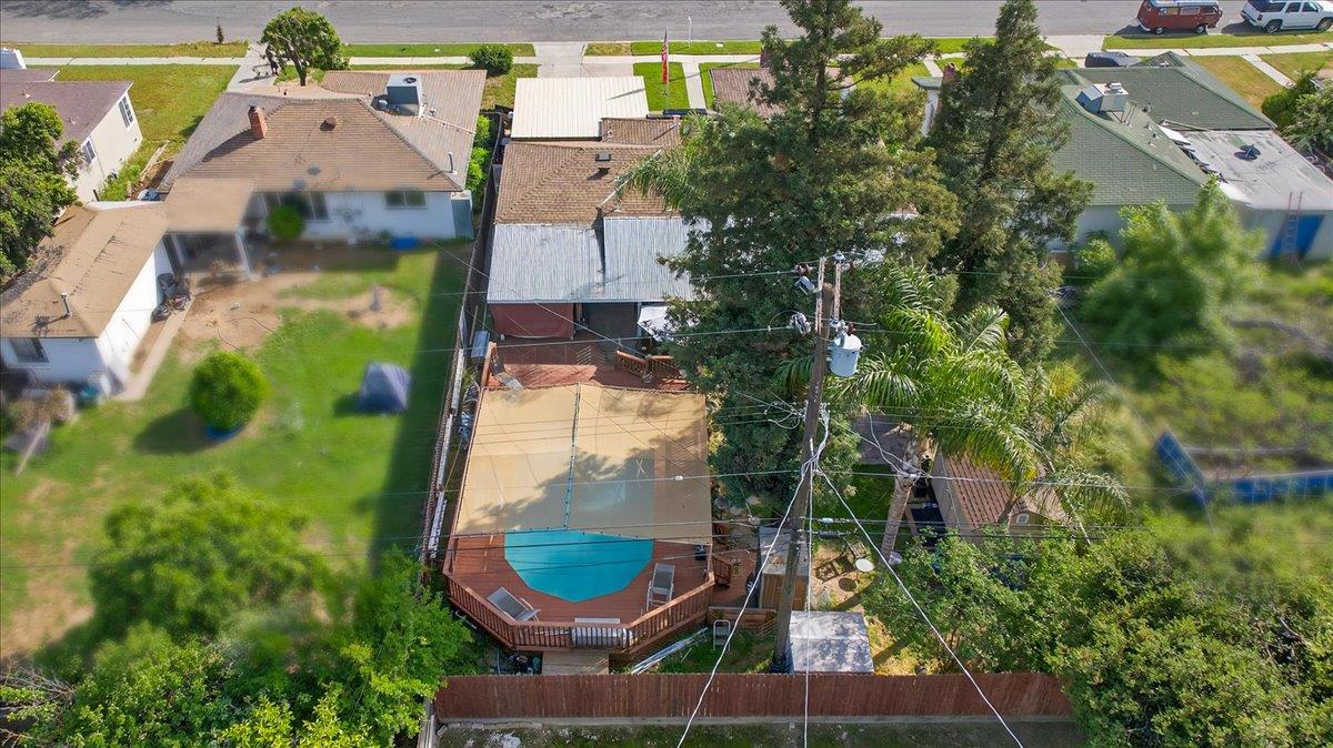 35 E Garland Ave, Fresno, CA 93704